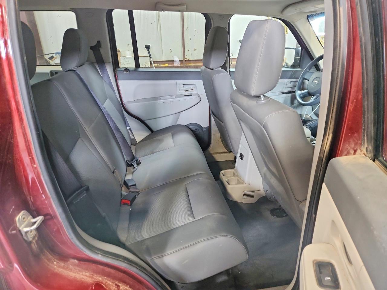 2008 Jeep Liberty VIN 1J8GN28K58W208183 photo 11