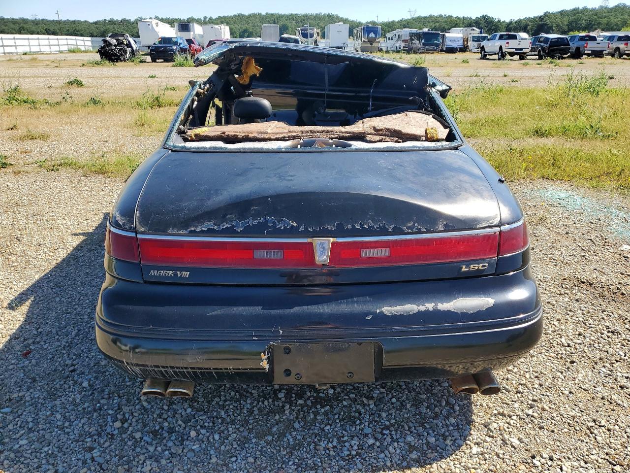 1995 Lincoln Mark serie VIN 1LNLM91V4SY760187 photo 6
