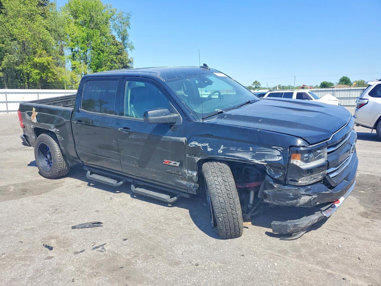 2017 Chevrolet Silverado VIN 3GCUKSECXHG162476 photo 4