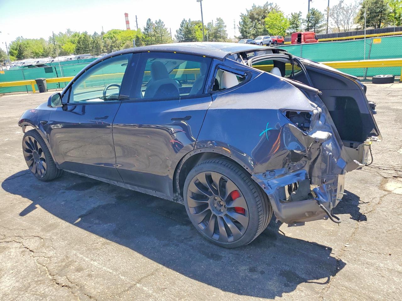 2021 Tesla Model y VIN 5YJYGDEF8MF250743 photo 2