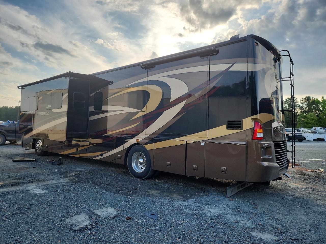 2016 FREIGHTLINER All other VIN 4UZAB2DT2GCHY0184 photo 3