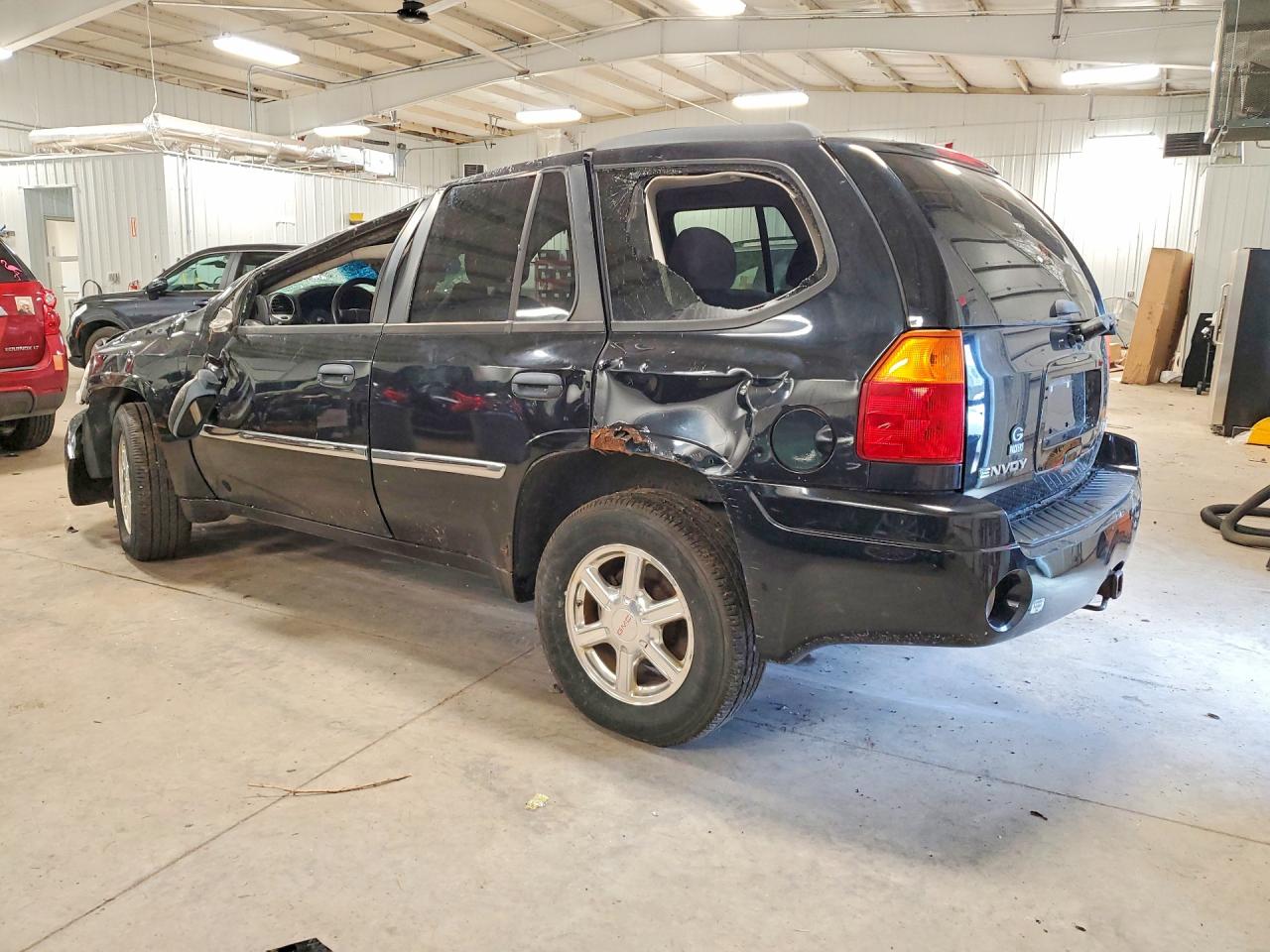 2008 GMC Envoy VIN 1GKDT13S882252711 photo 2