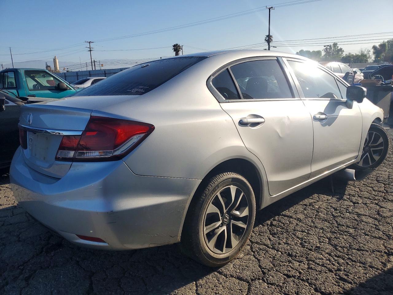 2014 Honda Civic VIN 19XFB2F88EE260870 photo 3