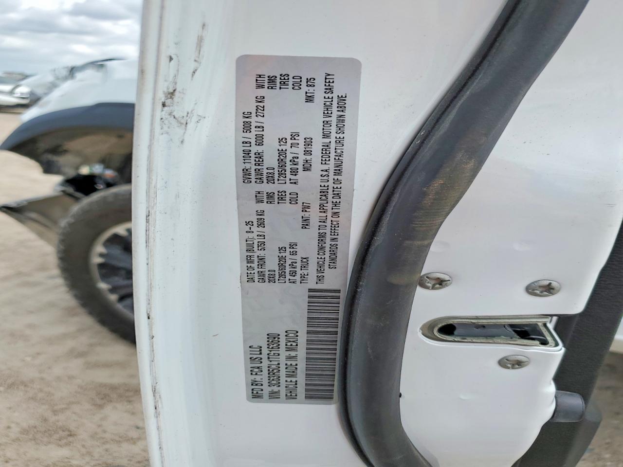 2026 Ram 2500 VIN 3C63R5CL1TG163690 photo 12