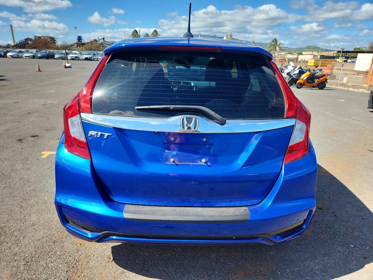 2020 Honda Fit VIN 3HGGK5H83LM704437 photo 6