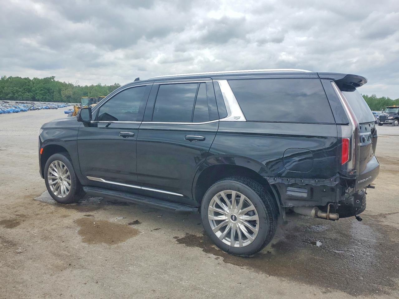 2024 Cadillac Escalade VIN 1GYS4BKL3RR268494 photo 2