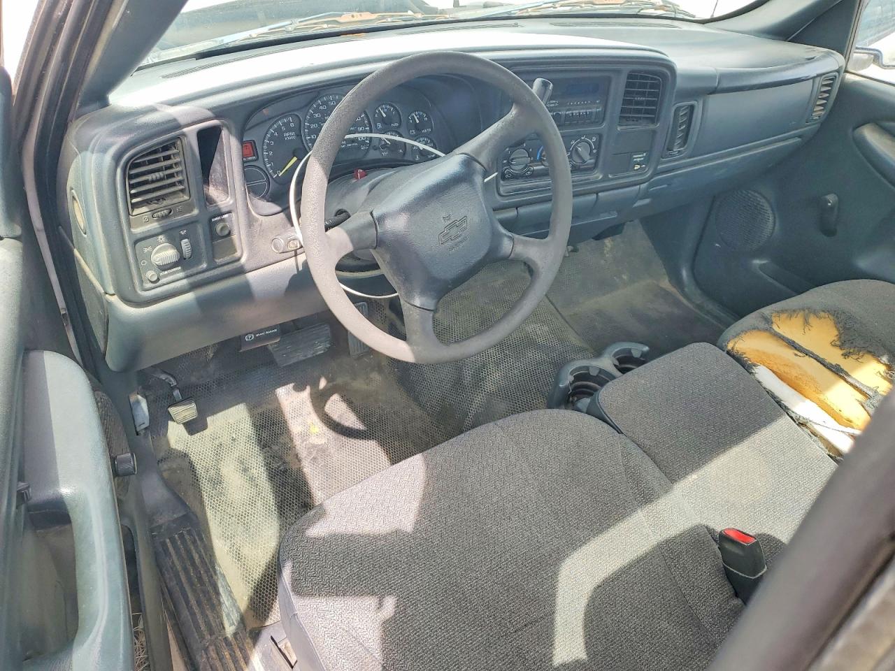 2001 CHEV Silverado VIN 1GCEC14WX1Z260369 photo 8