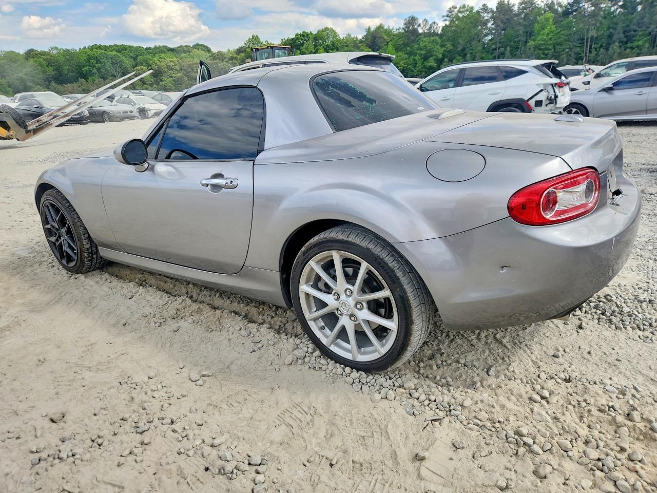 2011 Mazda Mx5 VIN JM1NC2PF0B0215898 photo 2
