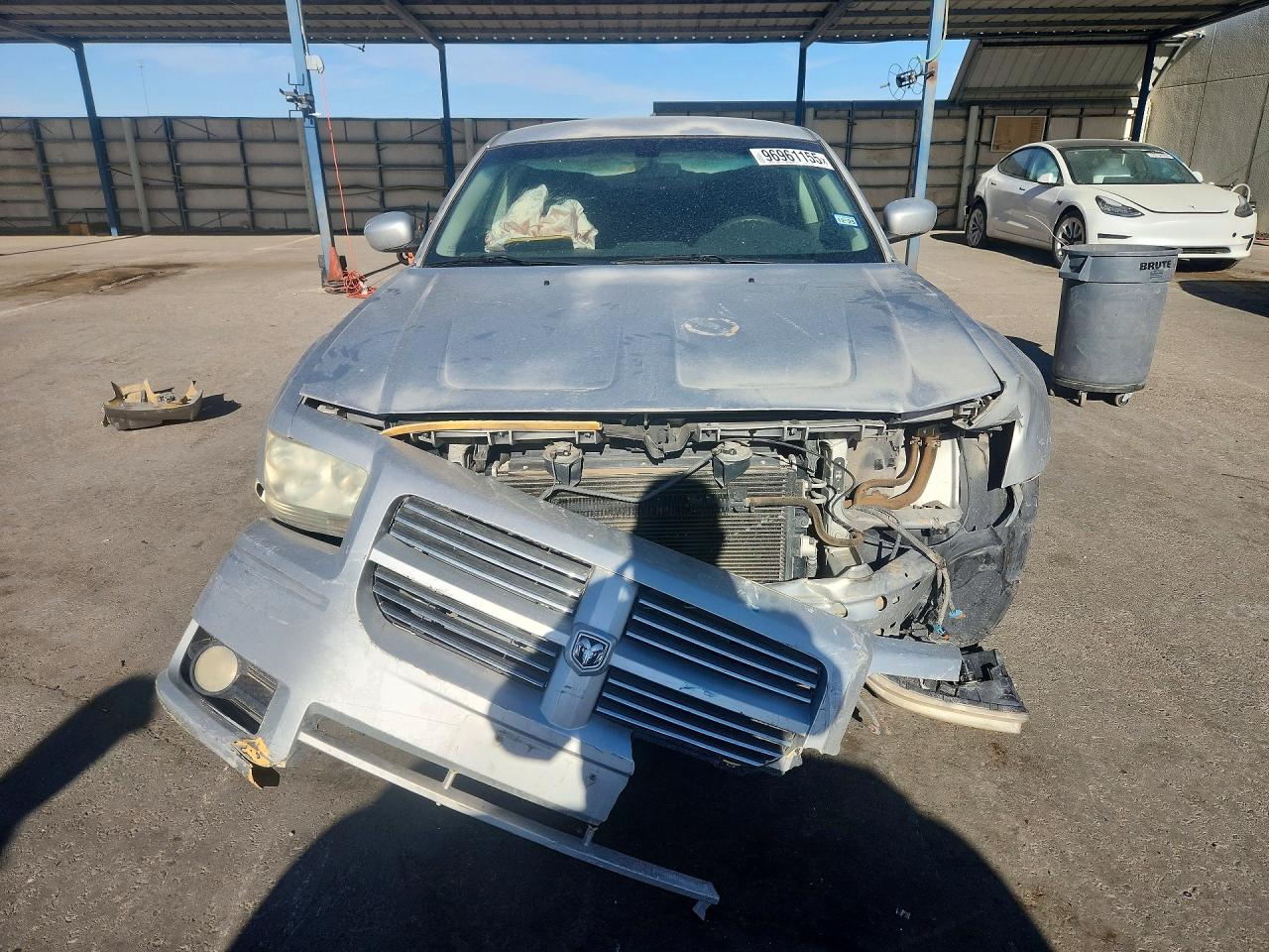 2008 DODGE Magnum VIN 2D4FV37VX8H242531 photo 5