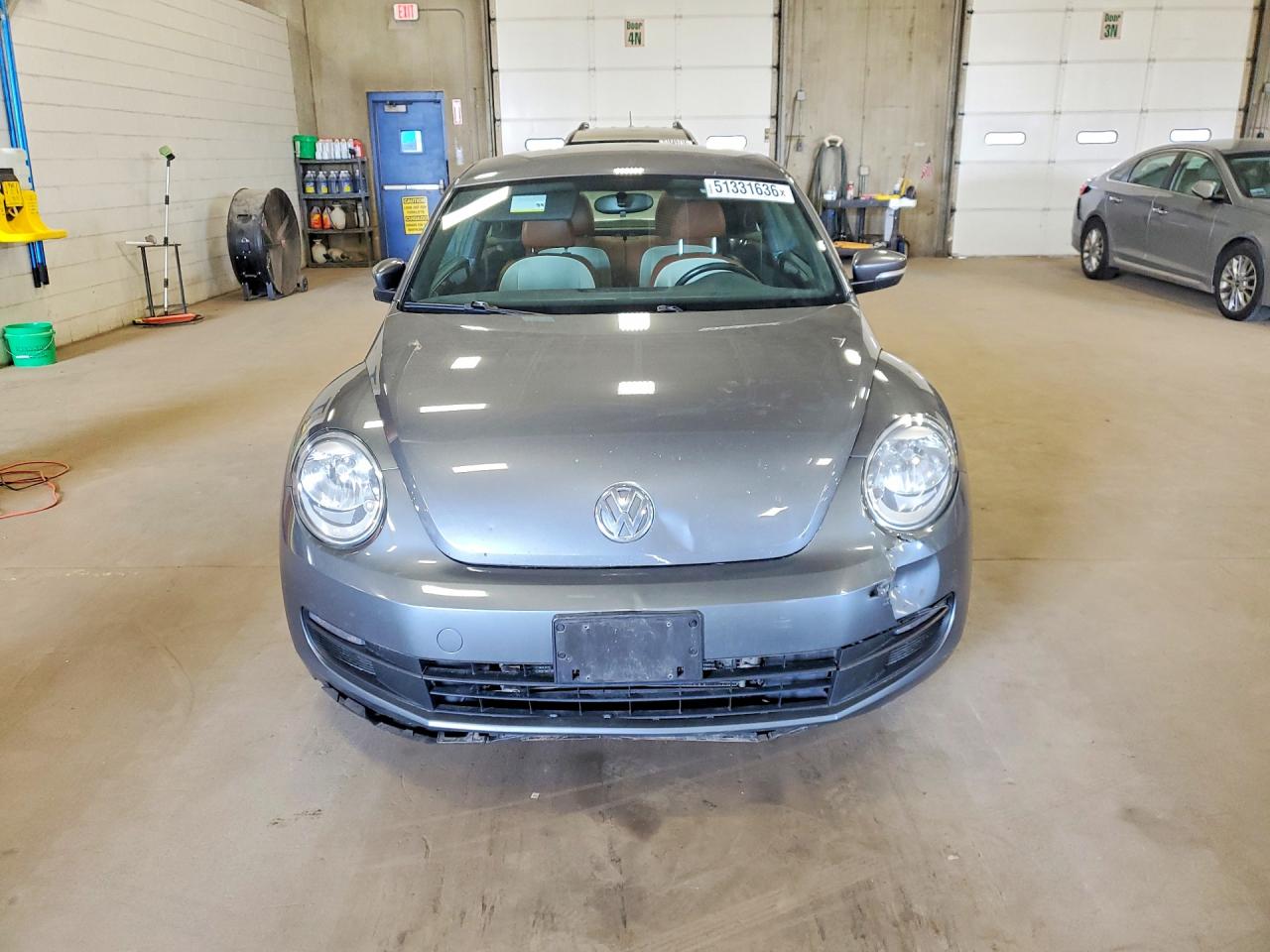 2016 Volkswagen Beetle VIN 3VWF17AT5GM637625 photo 5