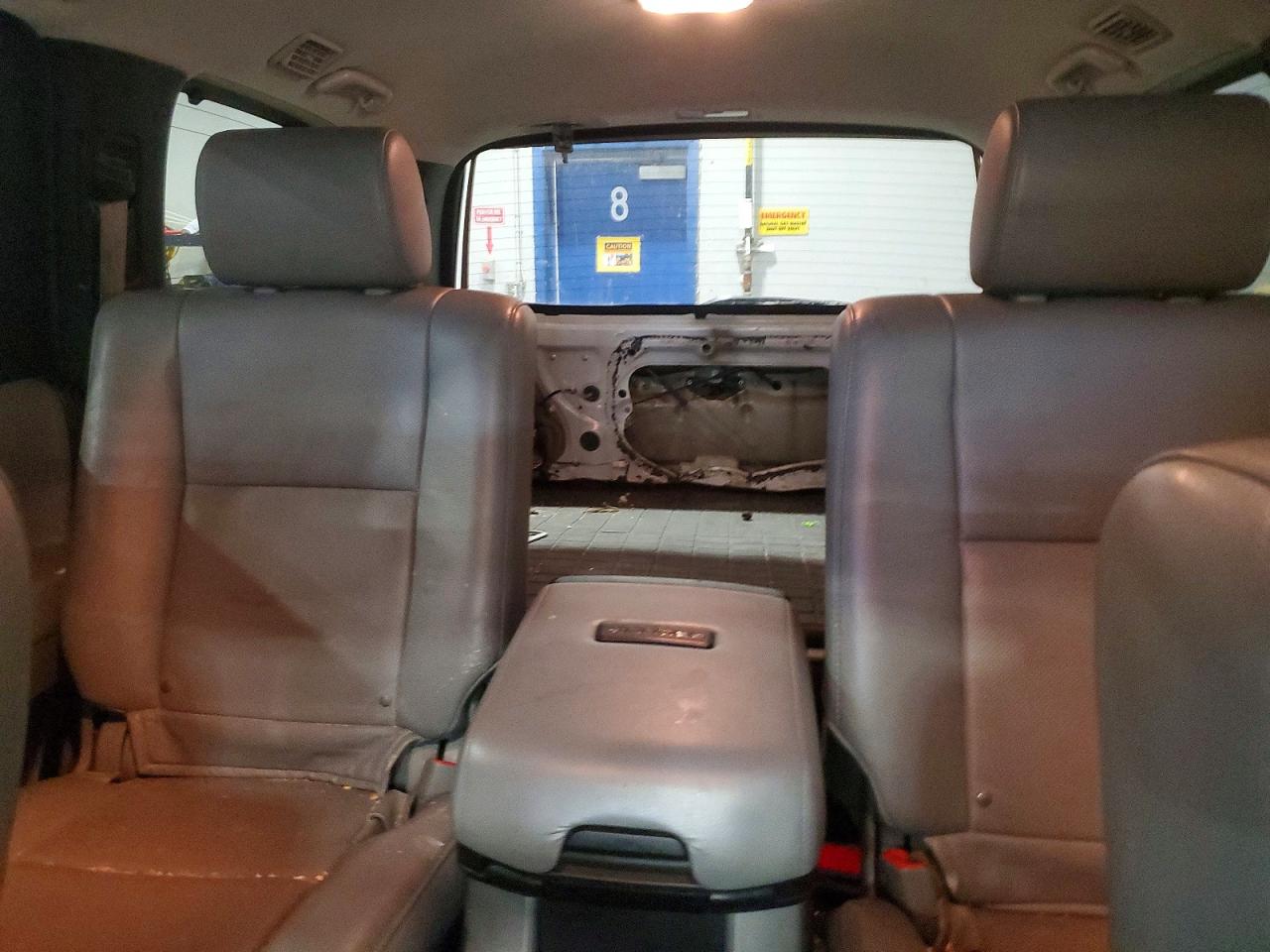 2012 Toyota Sequoia VIN 5TDDY5G1XCS059340 photo 10