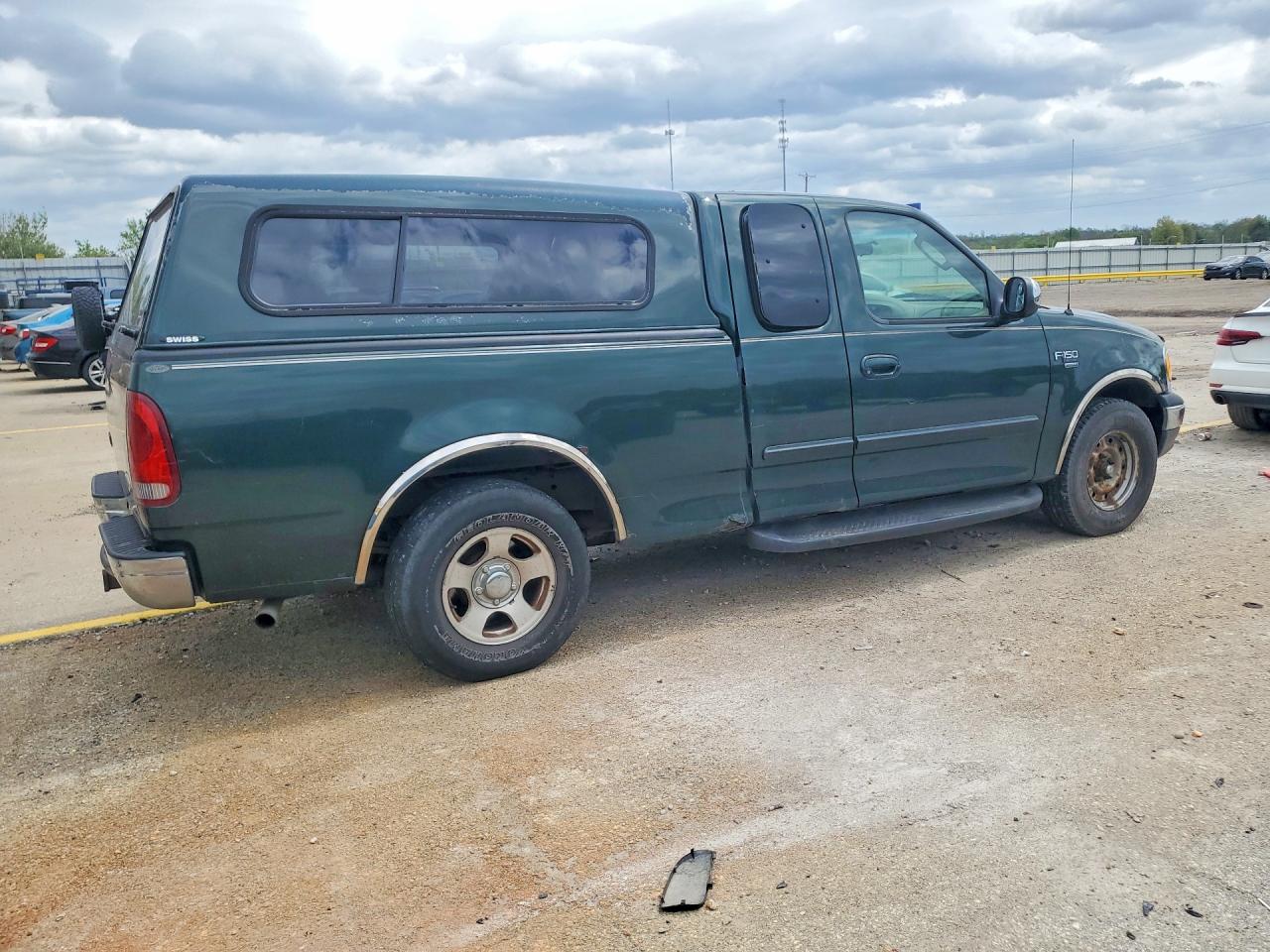 2002 Ford F150 VIN 1FTRX17L02NC07003 photo 3