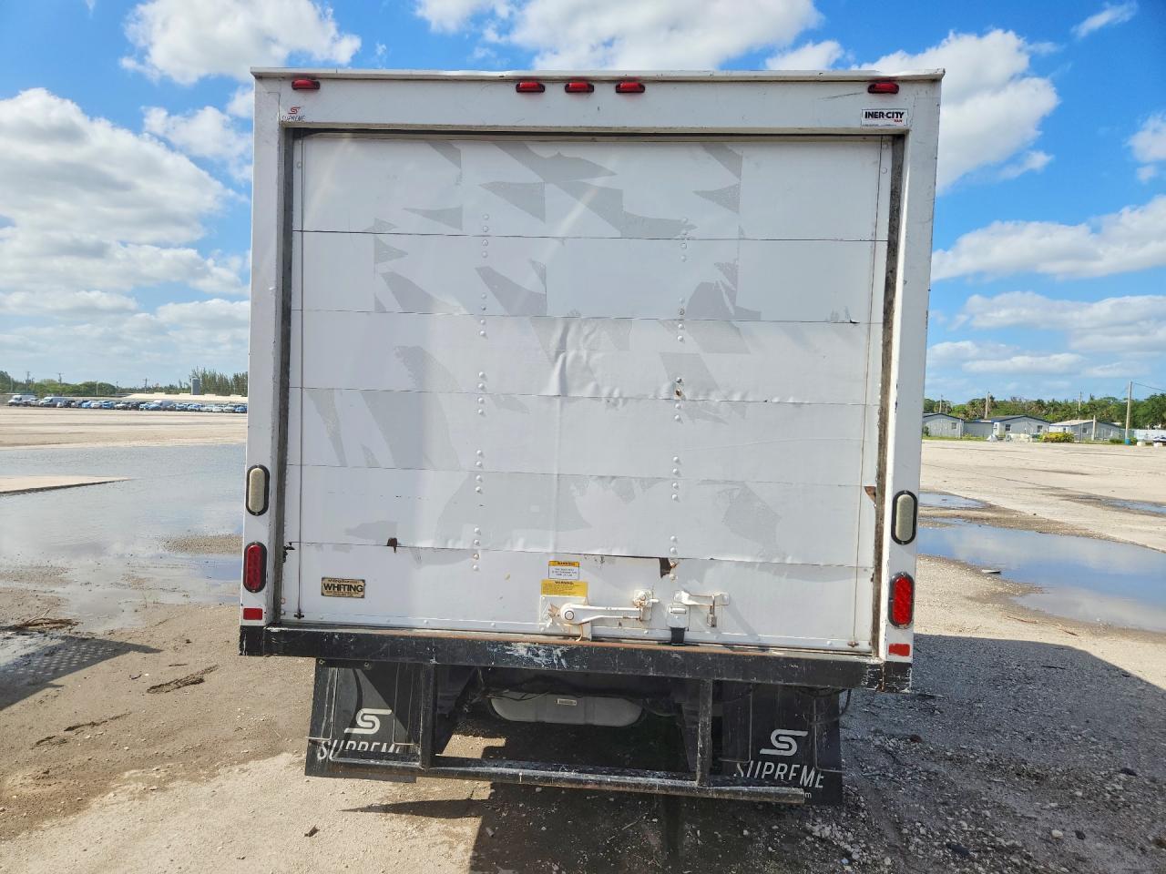 2017 FORD Econoline VIN 1FDWE3F64HDC68140 photo 6