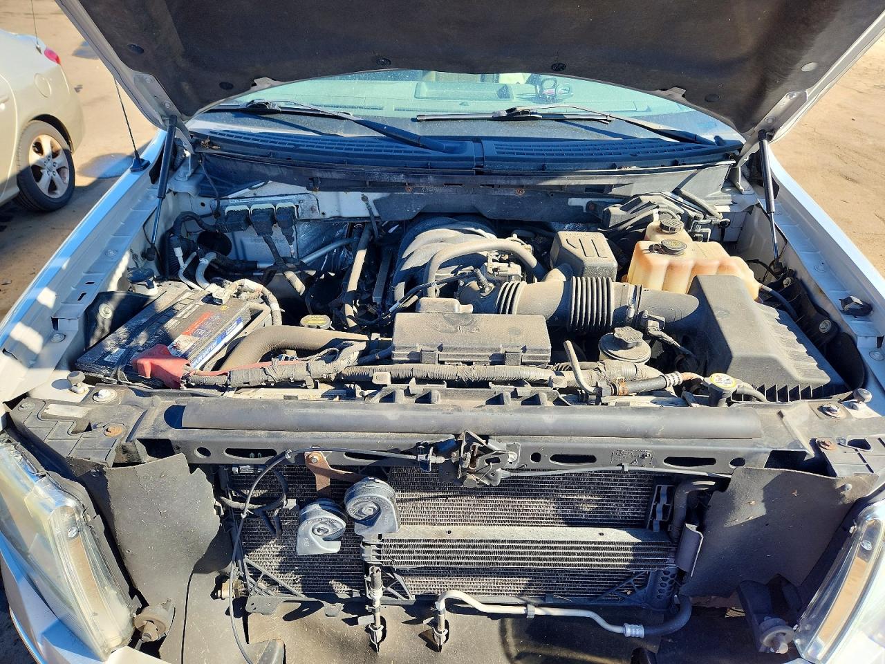 2010 Ford F150 VIN 1FTEX1E84AFA83422 photo 11