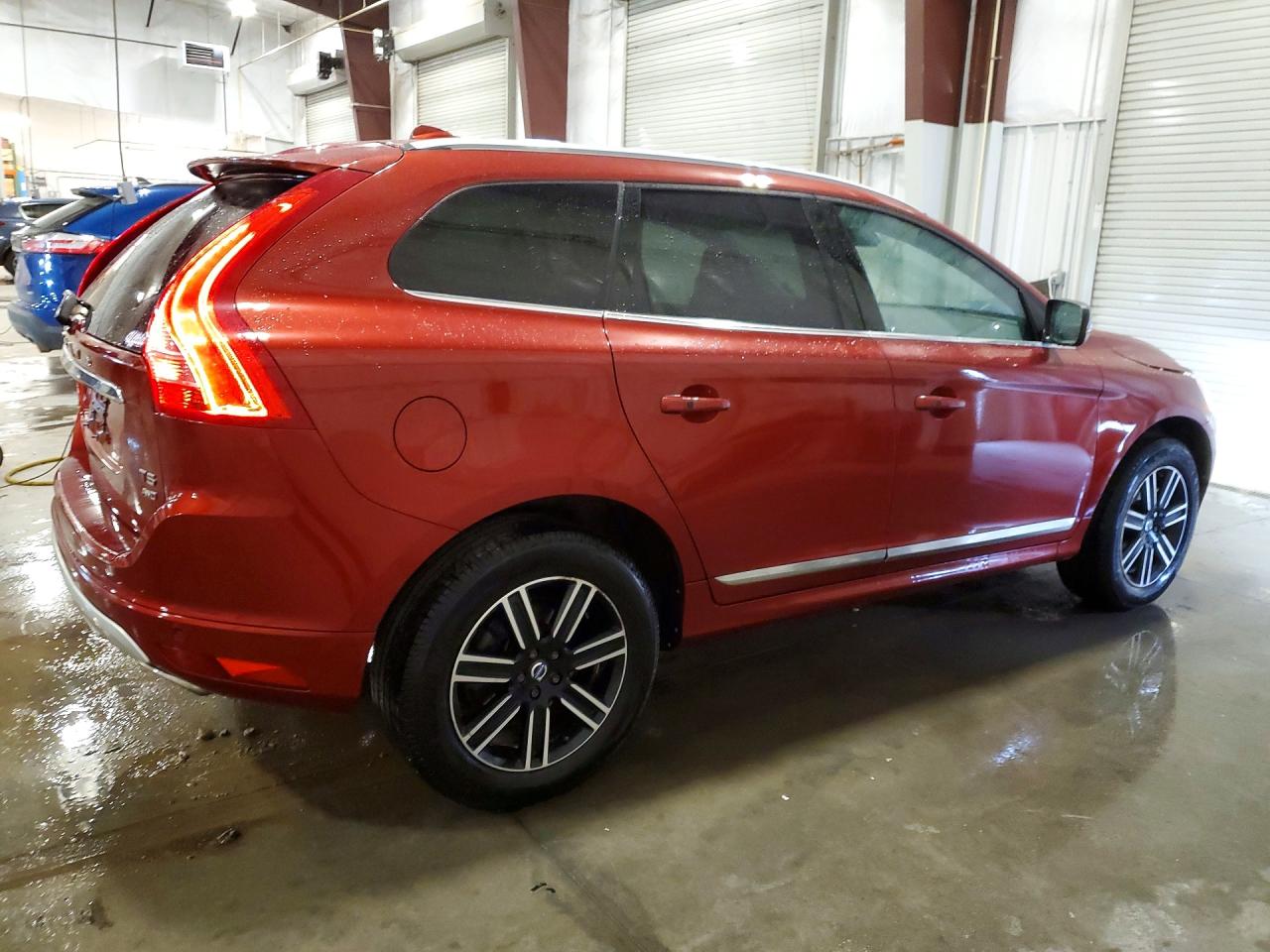 2017 Volvo Xc60 VIN YV440MRRXH2015595 photo 3