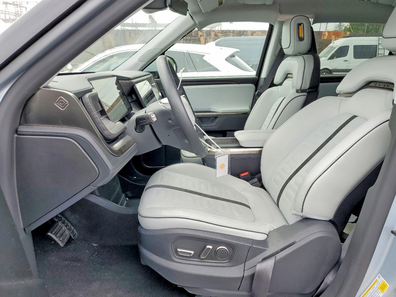 2025 Rivian Ris VIN 7PDSGBBA2SN072323 photo 7