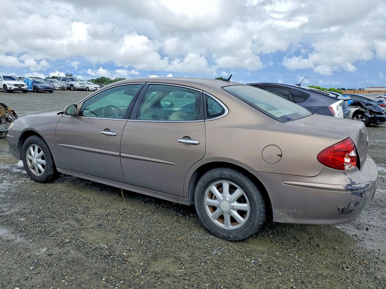2006 Buick Lacrosse VIN 2G4WD582561147702 photo 2