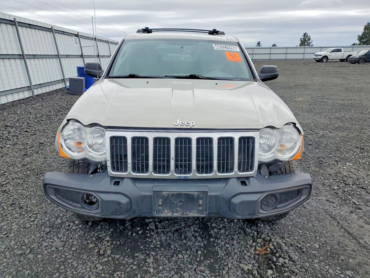 2008 Jeep Cherokee VIN 1J8HR48NX8C243589 photo 5