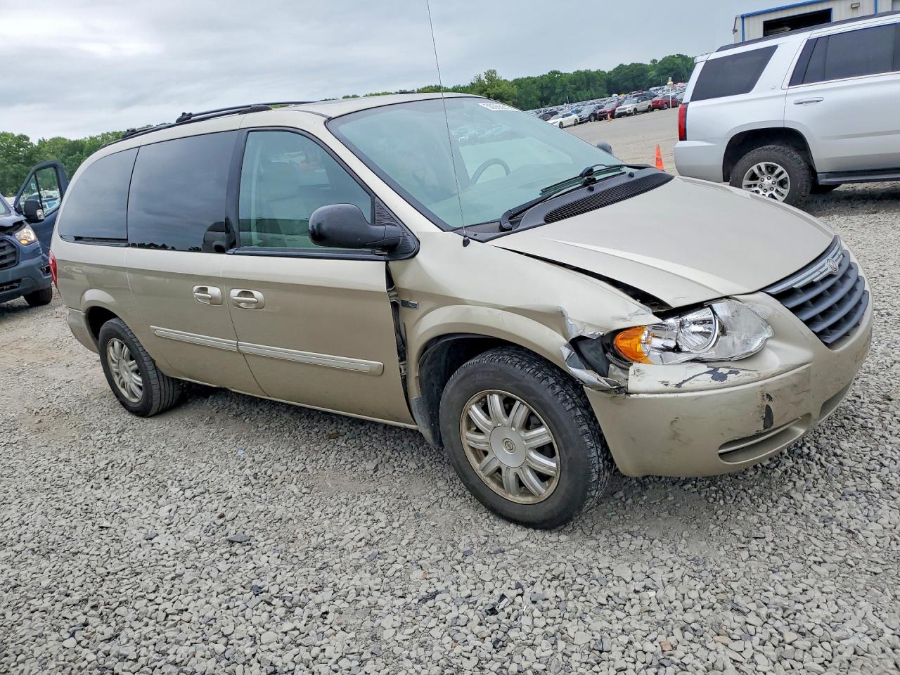 2005 Chrysler Minivan VIN 2C4GP54L45R292406 photo 4