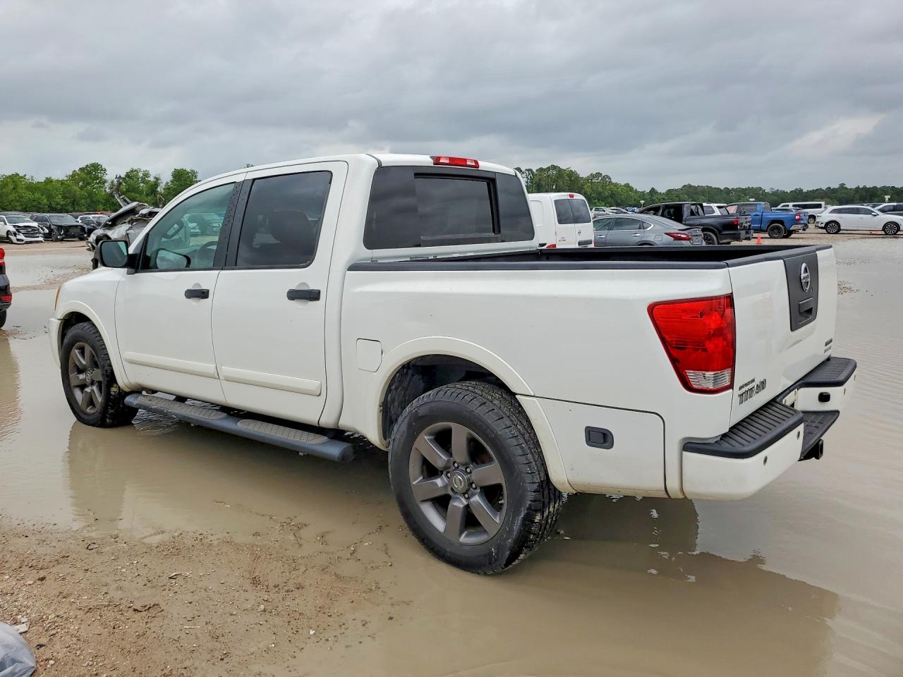 2012 Nissan TITAN VIN 1N6BA0EK6CN328253 photo 2
