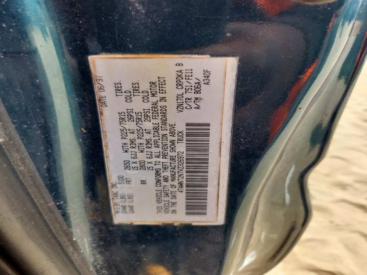 1997 Toyota Tacoma VIN 4TAWN72N7VZ326972 photo 12