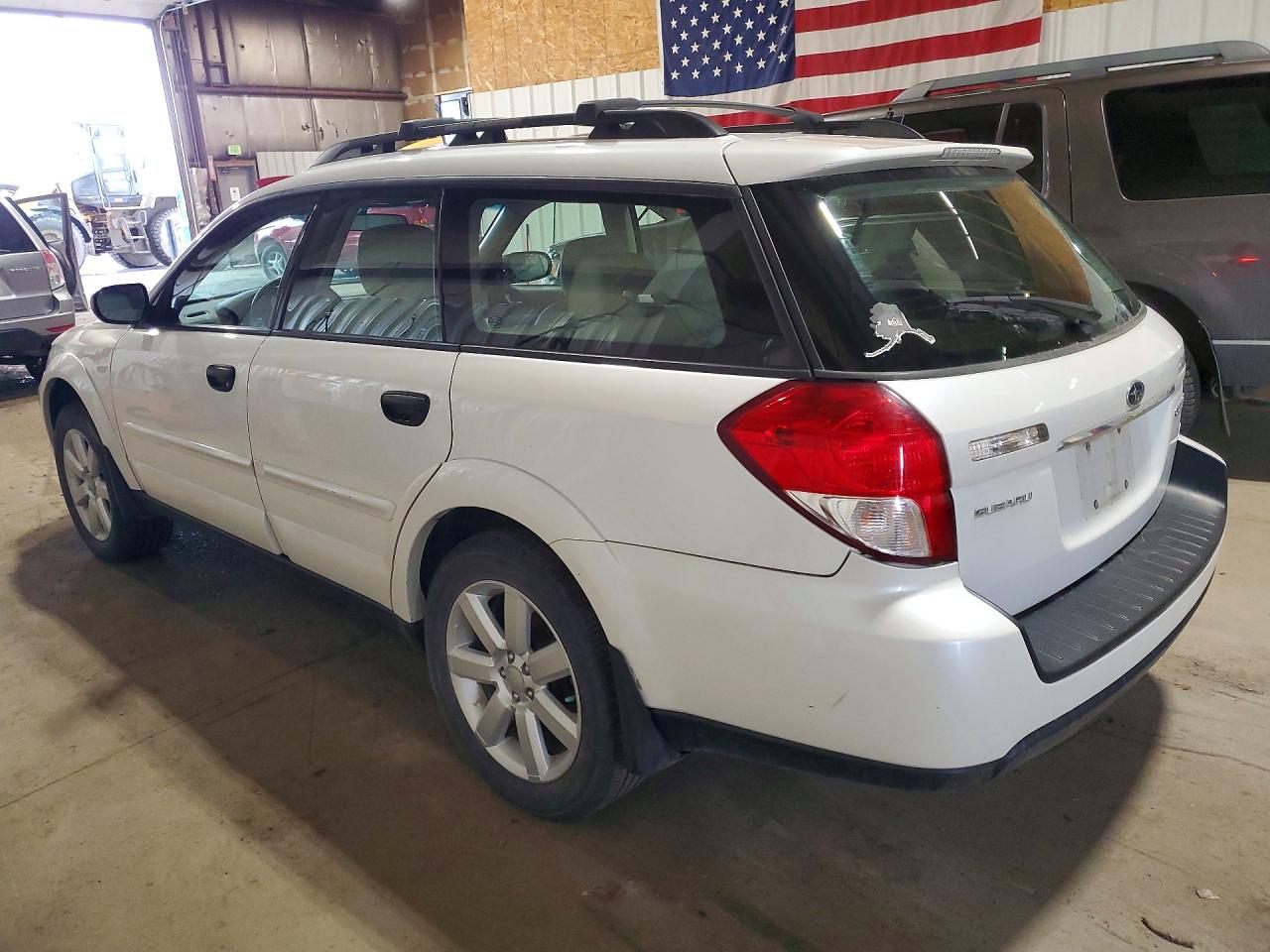 2009 Subaru Outback VIN 4S4BP61C297346891 photo 2