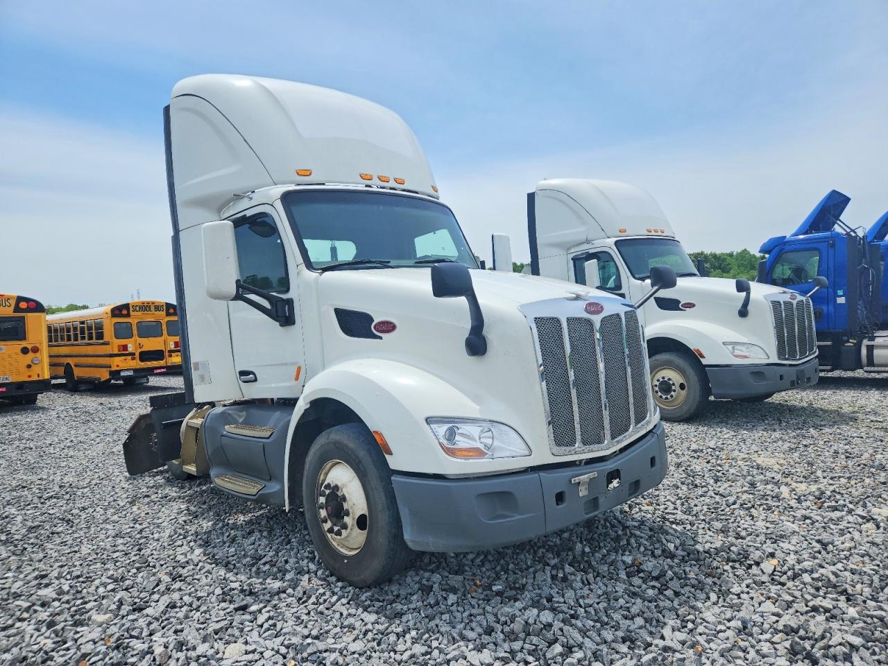 2018 PETERBILT All other VIN 1XPBA48X9JD477727 photo 1