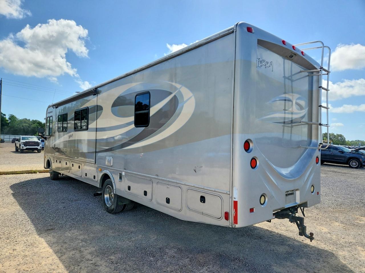2013 FLEETWOOD F-ser othr VIN 1F66F5DY2D0A12973 photo 3
