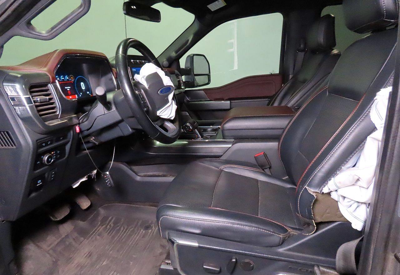 2023 Ford F150 VIN 1FTFW1E86PFA35761 photo 9