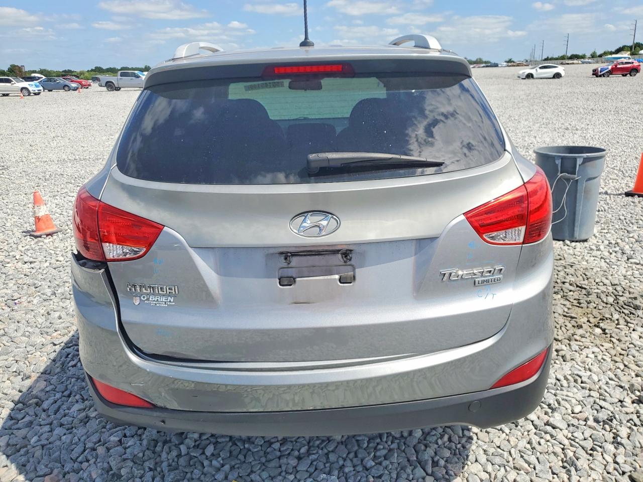 2010 Hyundai Tucson VIN KM8JU3AC5AU079822 photo 6