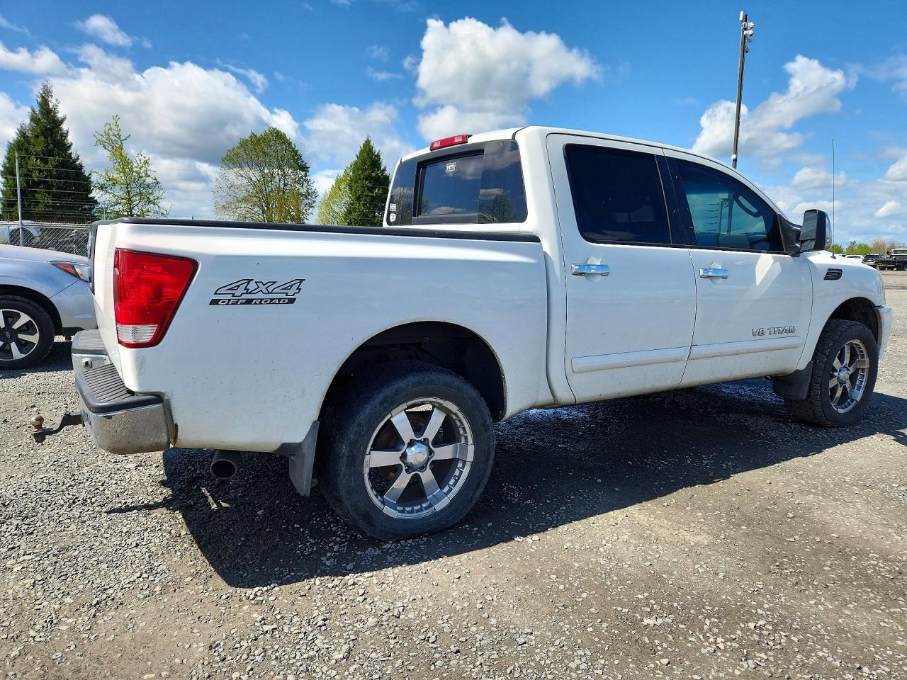 2005 Nissan TITAN VIN 1N6AA07BX5N517547 photo 3