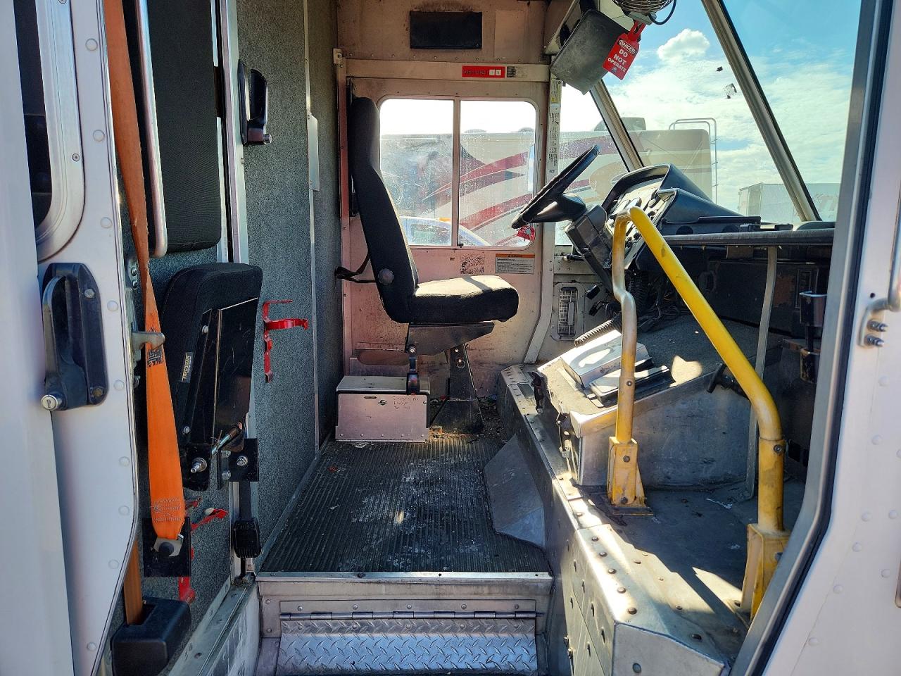 2008 FREIGHTLINER All other VIN 4UZAAPDU88CZ03929 photo 11
