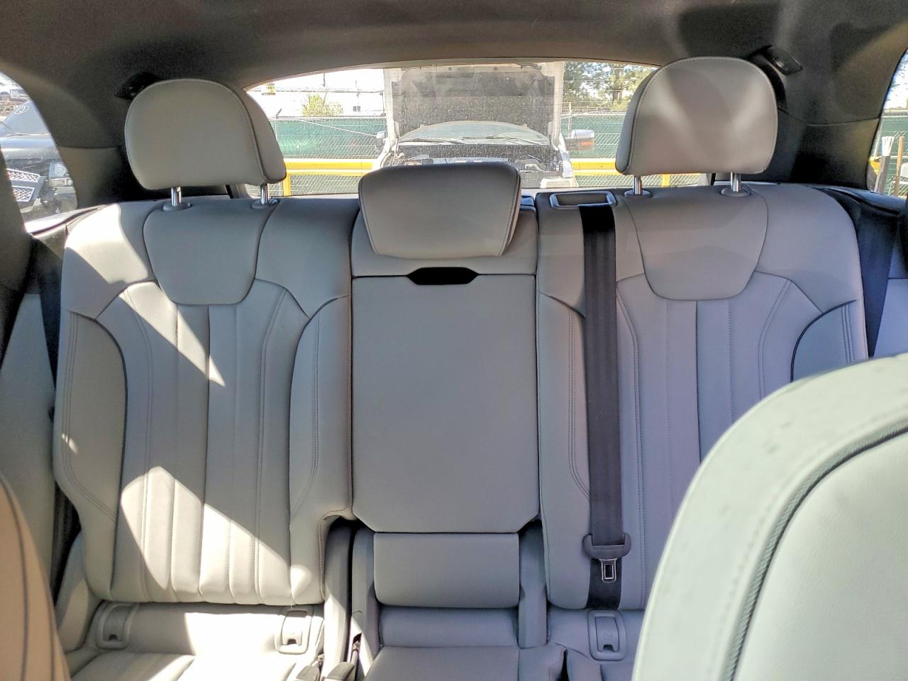2024 Audi Q5 VIN WA1GAAFY5R2109614 photo 10