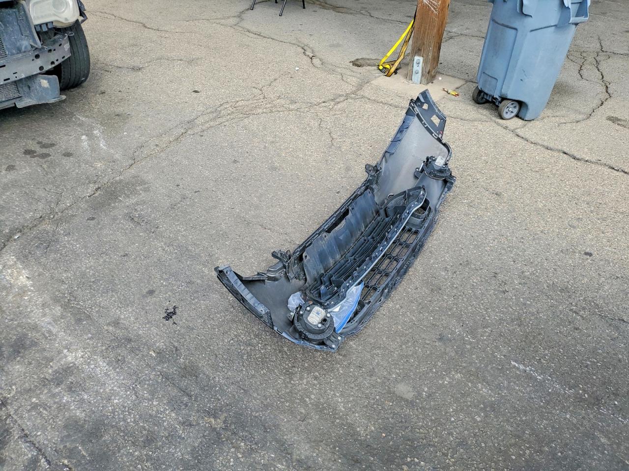 2016 MINI Cooper VIN WMWZC5C59GWU00176 photo 12