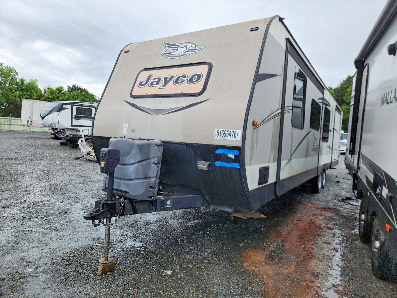 2016 JAYCO All models VIN 1UJBJ0BU5G1TX0094 photo 2