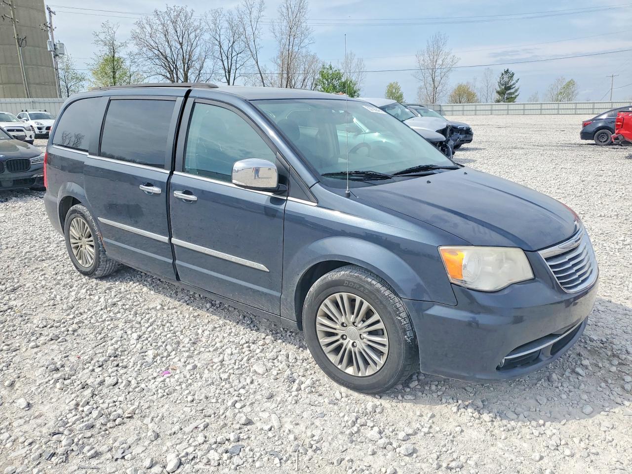 2014 Chrysler Minivan VIN 2C4RC1CG5ER346829 photo 4