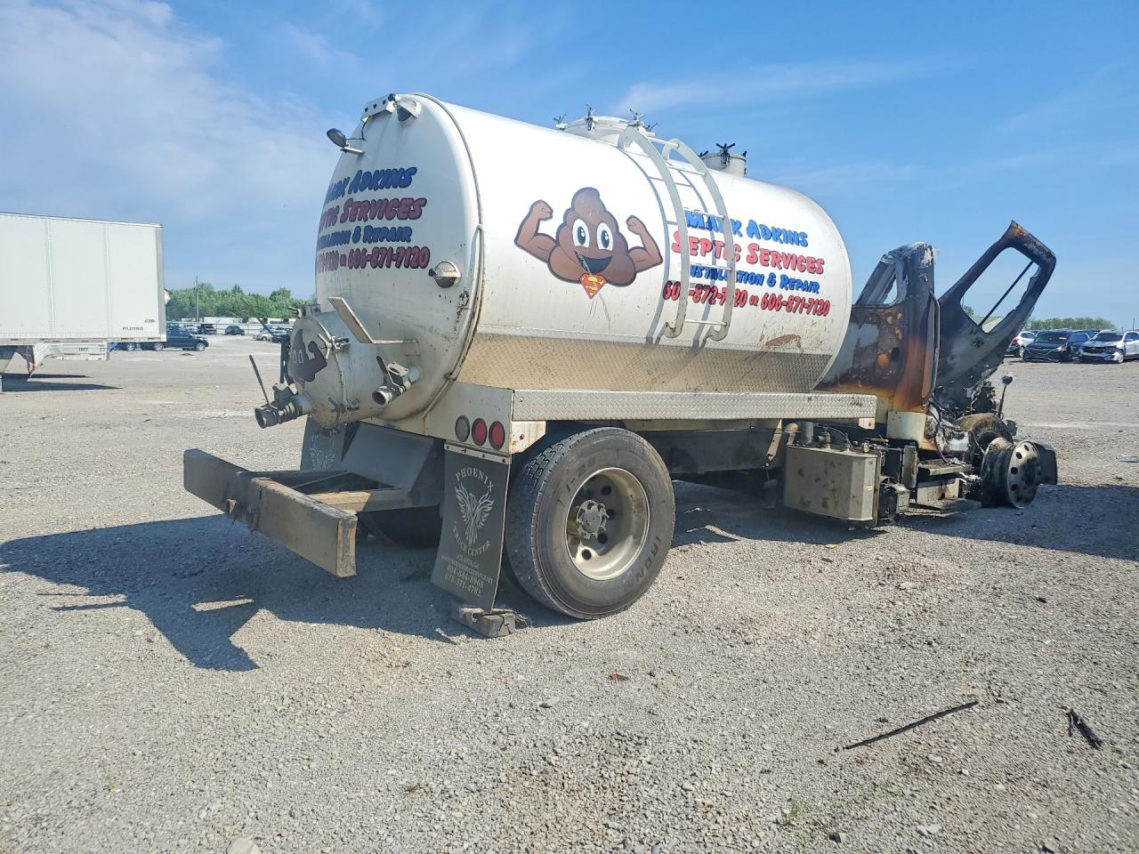 2017 FREIGHTLINER All other VIN 1FVACWDT9HHHY0619 photo 3
