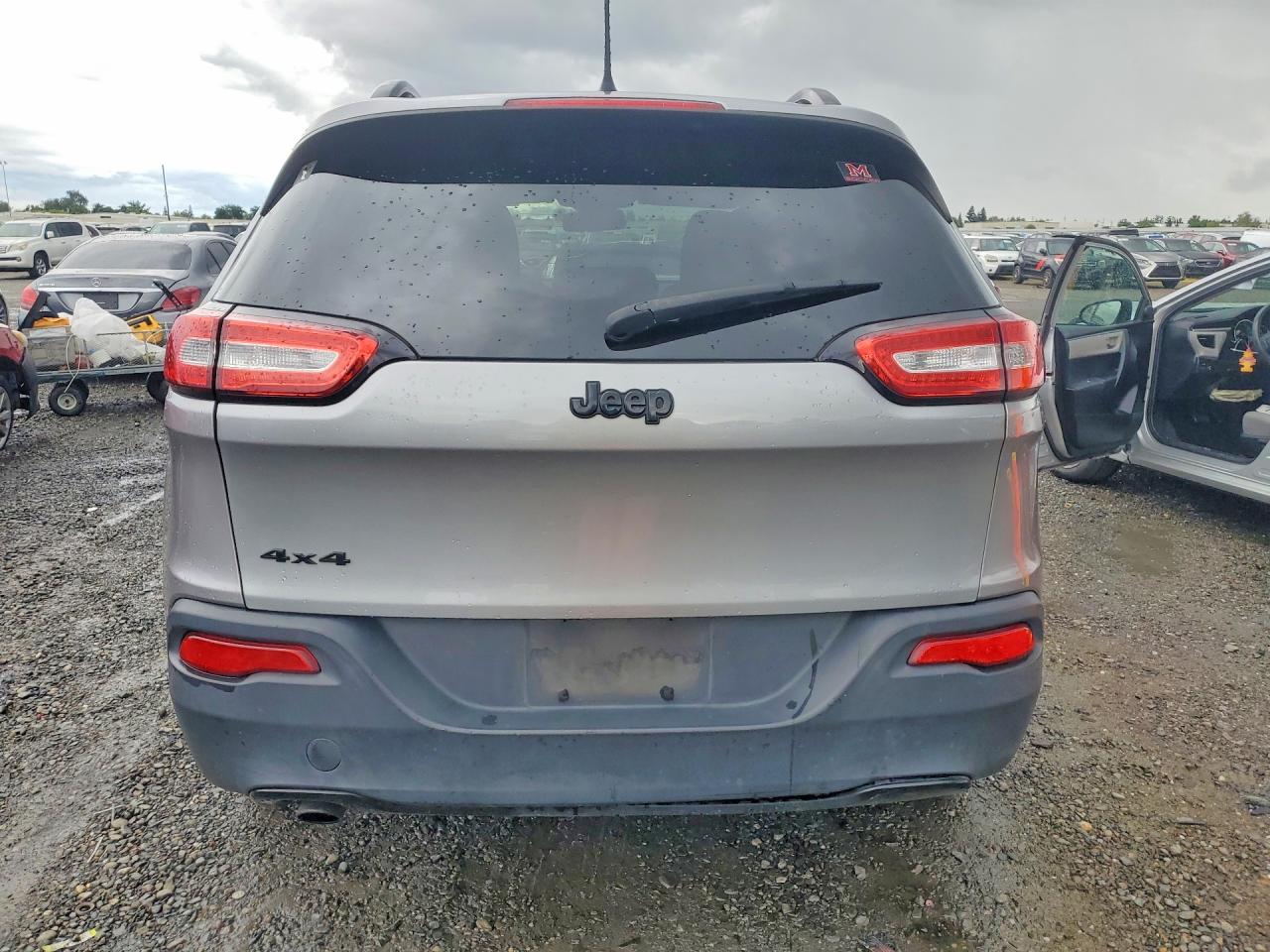 2016 Jeep Grand cher VIN 1C4PJMAB4GW317421 photo 6
