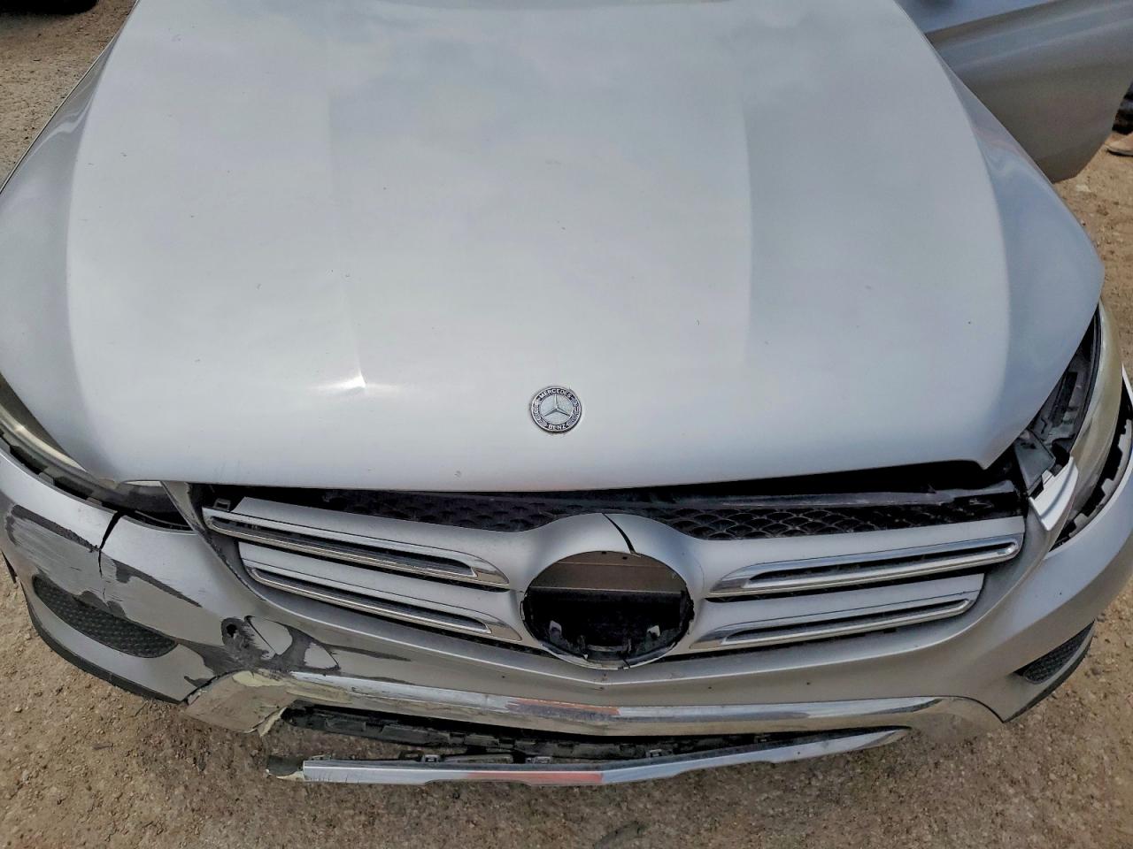 2016 Mercedes-Benz Glc class VIN WDC0G4JB1GF106154 photo 11