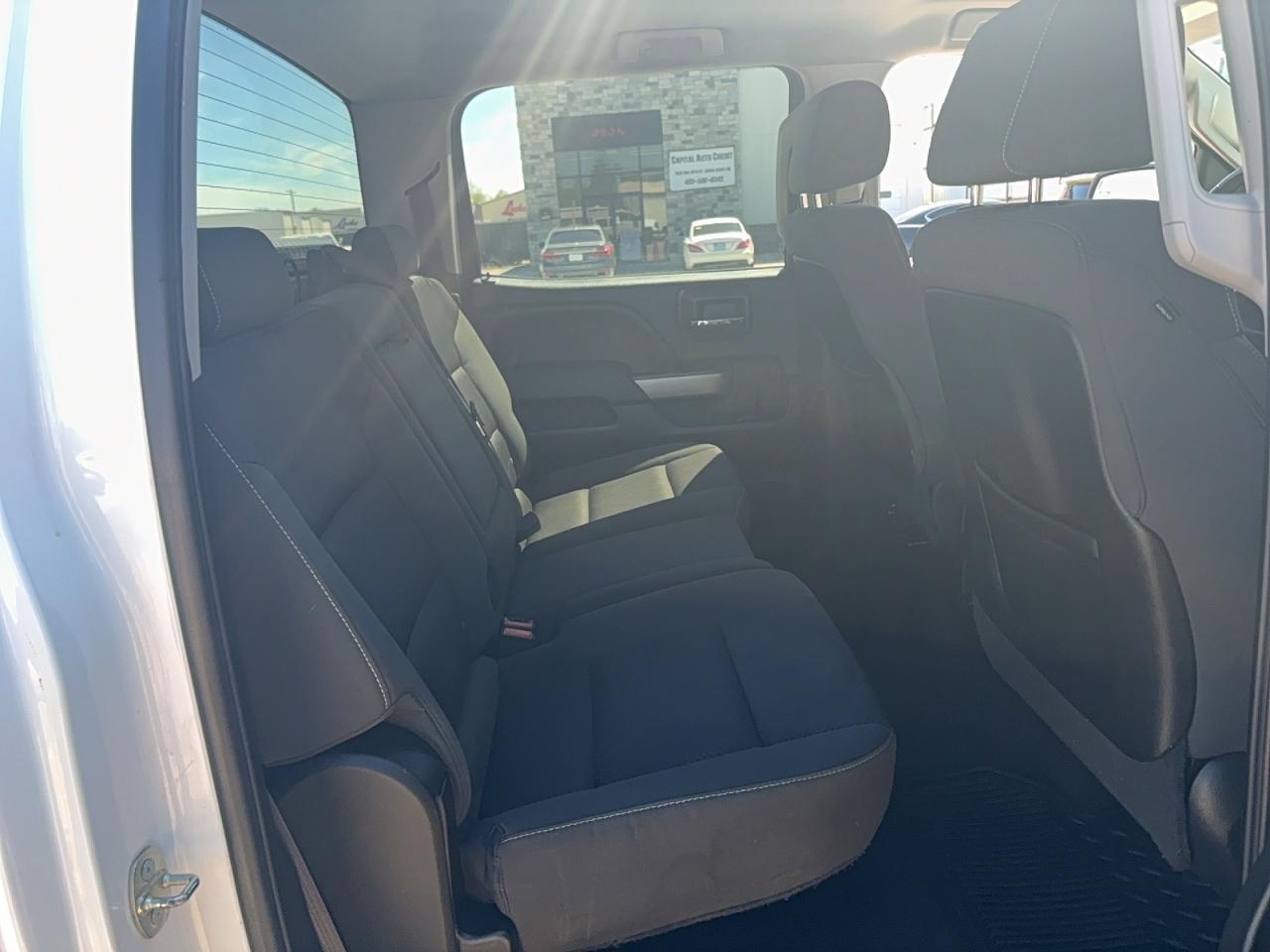 2015 Chevrolet All models VIN 3GCUKREC1FG191564 photo 6