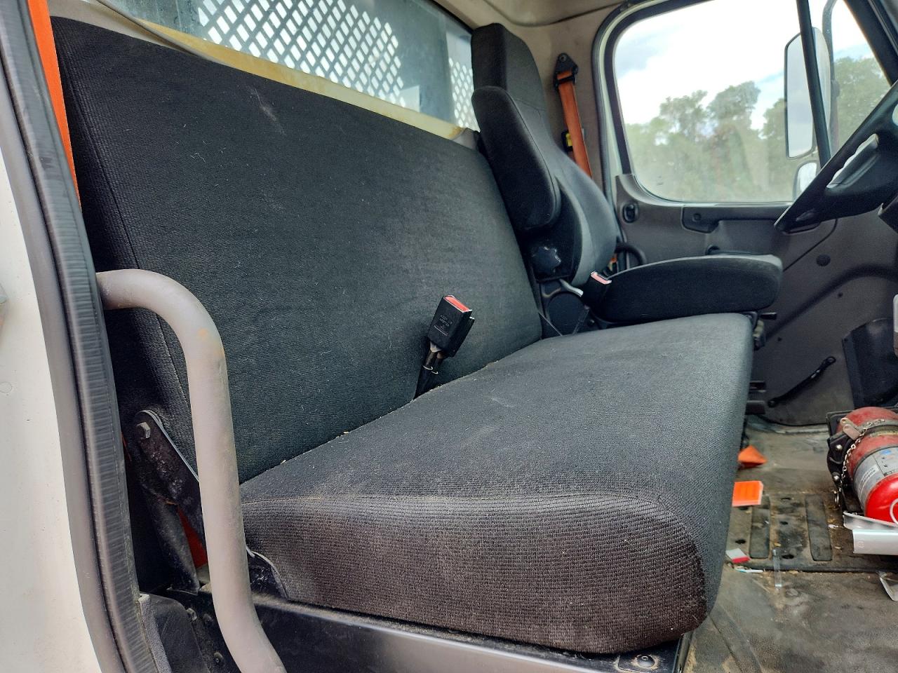 2017 FREIGHTLINER All other VIN 1FVHCYCY9HHJD8448 photo 6
