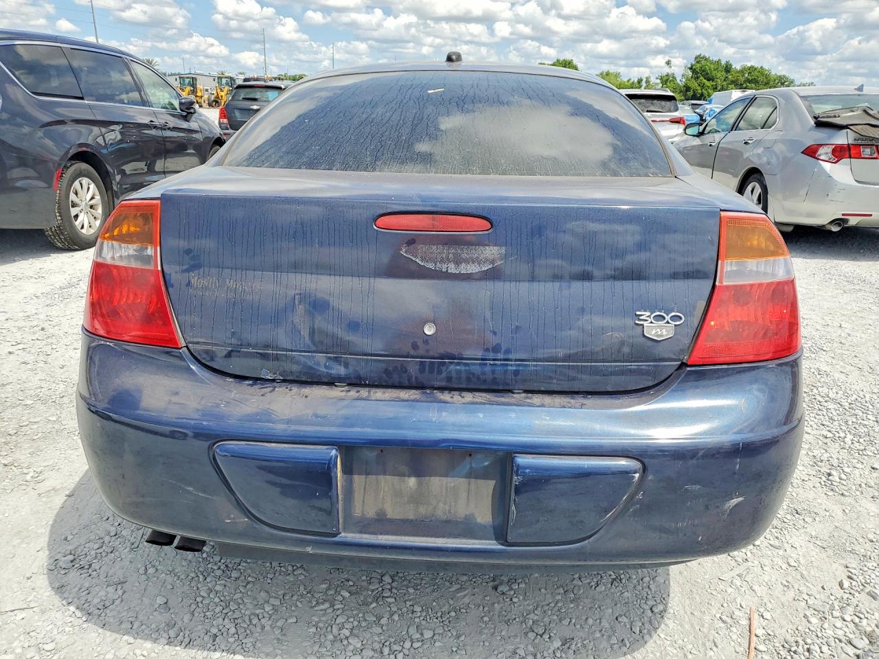 2004 Chrysler 300 VIN 2C3HE66G14H690486 photo 6