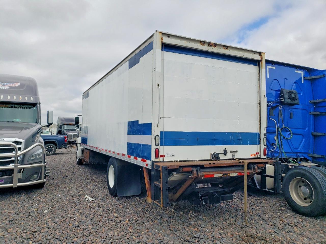 2016 HINO All other VIN 5PVNV8JV3G4S56197 photo 3
