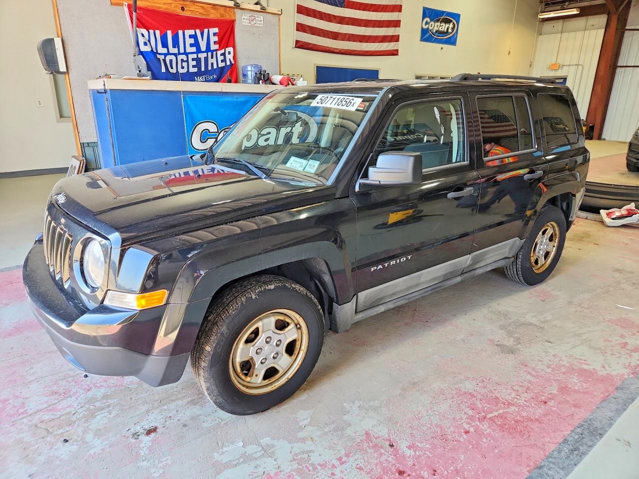 2011 Jeep Patriot VIN 1J4NT1GA2BD107686 photo 1