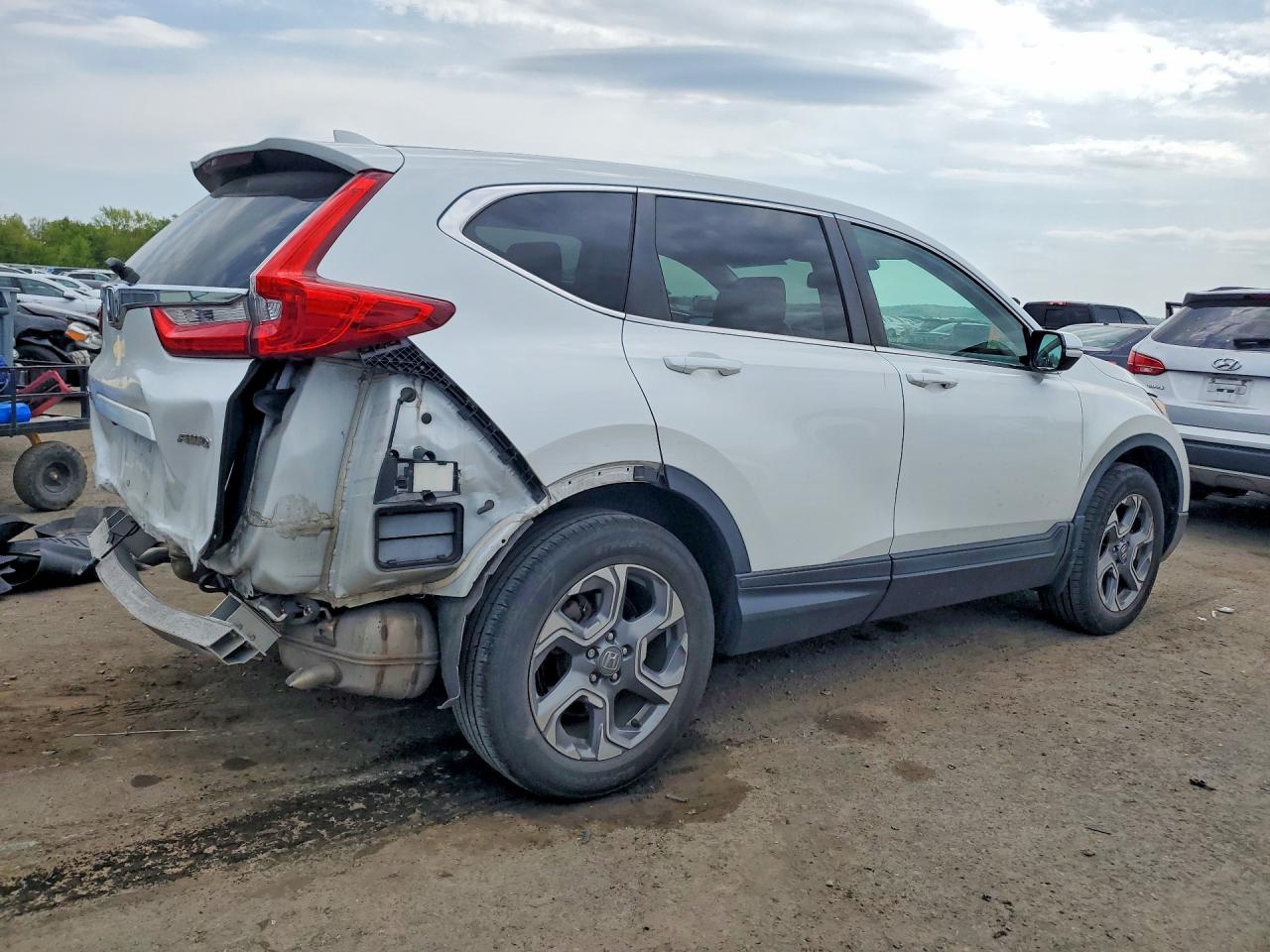 2019 Honda Crv VIN 2HKRW2H80KH670567 photo 3