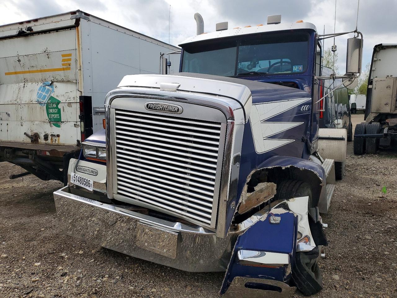1998 FREIGHTLINER All other VIN 2FUPFEDB4WA948879 photo 2