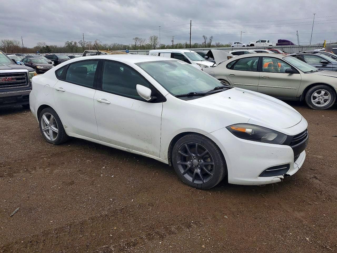 2016 Dodge Dart VIN 1C3CDFAA5GD529690 photo 4