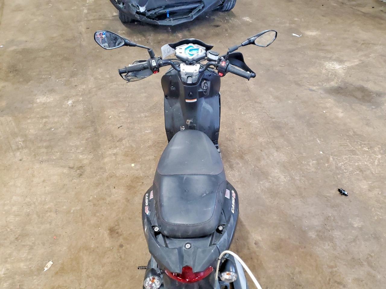 2022 SYM Scooter VIN RFGBDSAA3NX000330 photo 6