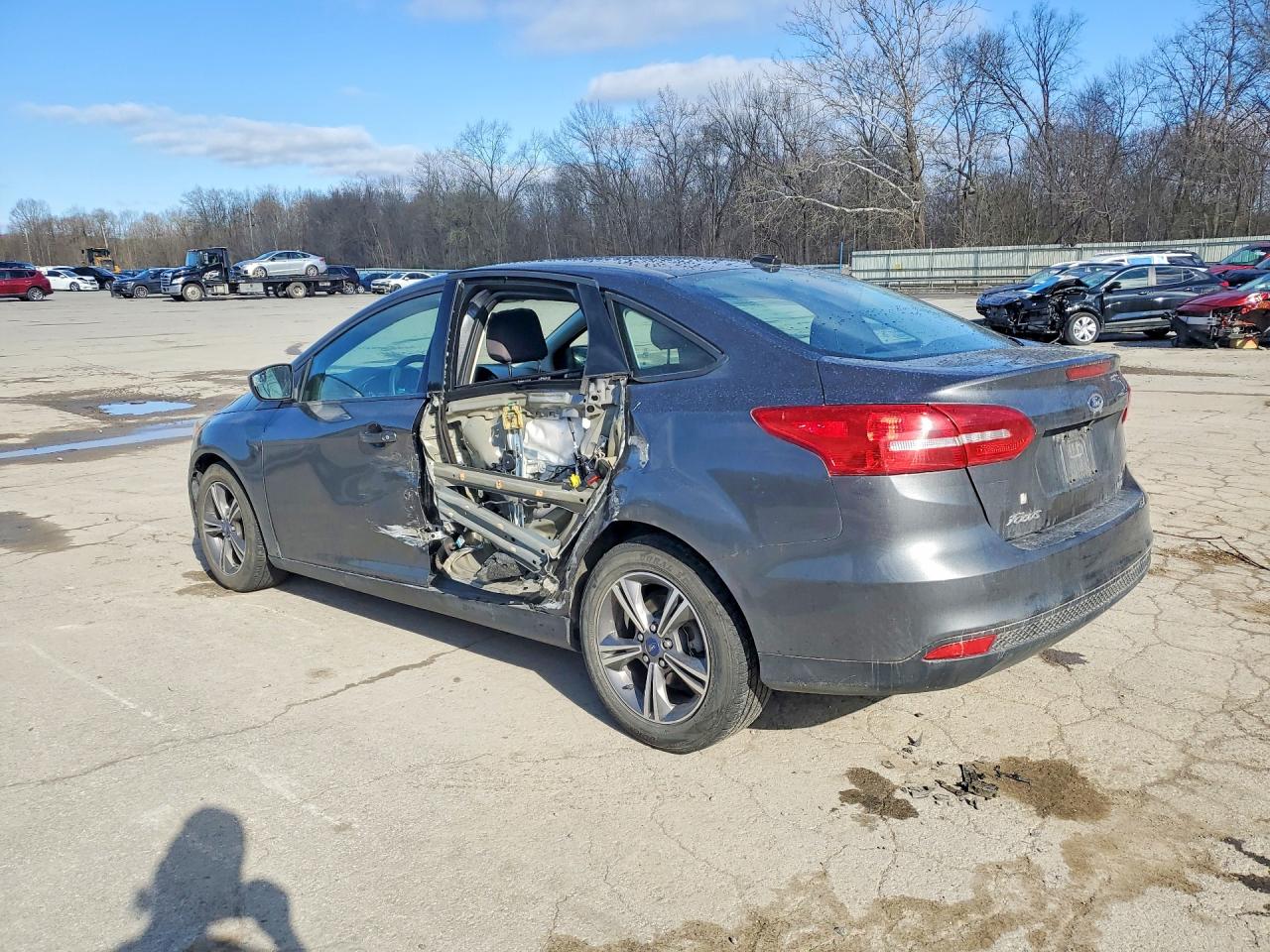 2018 Ford All models VIN 1FADP3FE9JL221782 photo 2