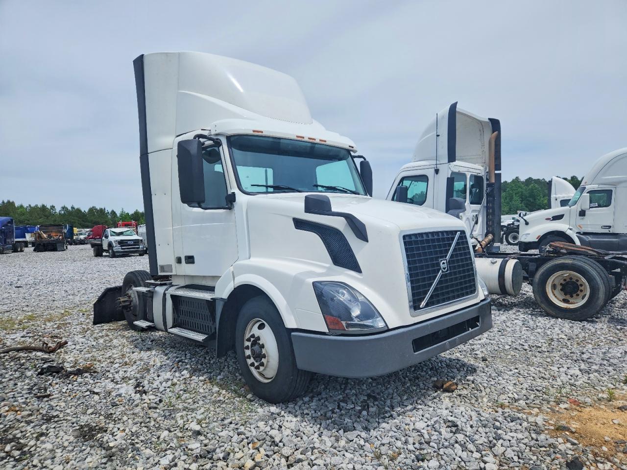 2017 Volvo All models VIN 4V4N39TGXHN988143 photo 1